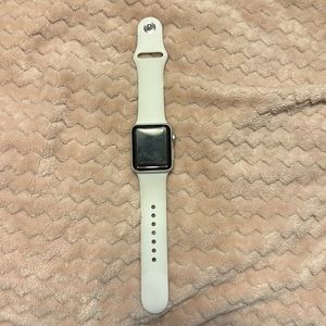 Apple Watch 3 (GPS & Cellular)